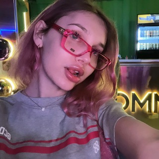 Логотип @dasha_kareik - Даша Карейка