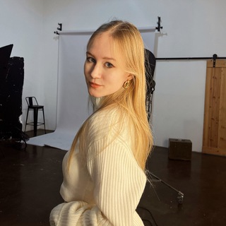 Логотип @dasha_travelerr - ваша traveler