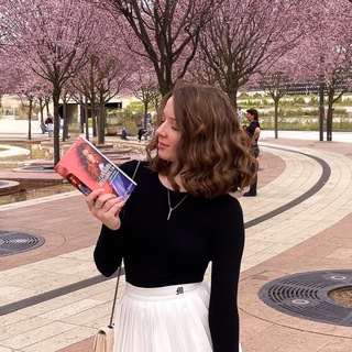 Логотип @dashibooks - dashi.books