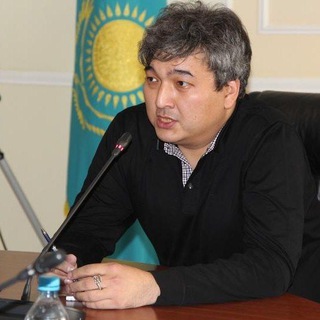 Логотип @dashimbayev - Данияр Ашимбаев