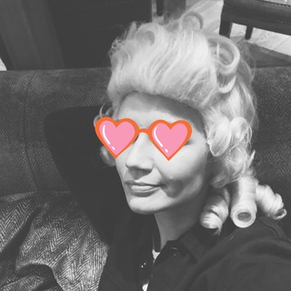 Логотип @datingcloset365 - 365 days of dating