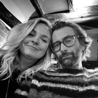 Логотип @davescottishh - davescottishh ✶ good omens