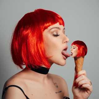 Логотип @dearkates - dearkate.s