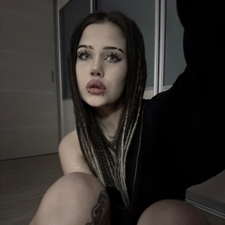 Логотип @deathdolll - ♱ мы не умерли ♱