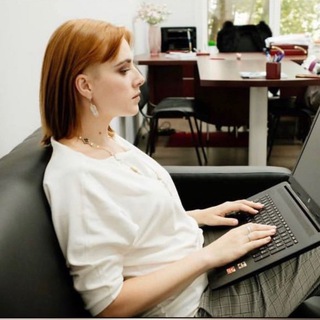 Логотип @debriprava - Дебри права