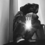 Логотип @deceaser - усóпший.