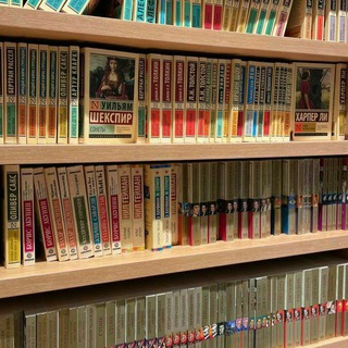 Логотип @decosta_books - Книги Decosta