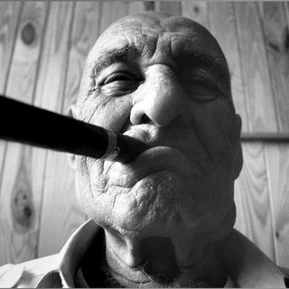 Логотип @deda_dymok - Дедушка Дымок