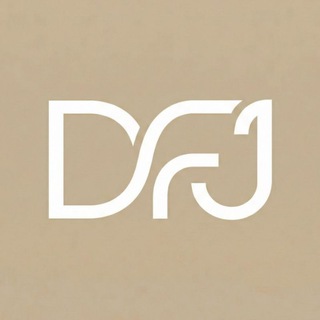 Логотип @deep_fashion_journal - DEPLACE fashion journal