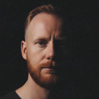 Логотип @deezstudio - deez®studio l брендинг