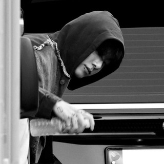 Логотип @definitionll - definition archíve. [ЗАКРЕП]