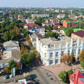 Логотип @delyesk22 - Деловой Ейск