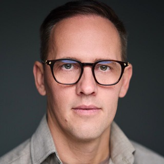 Логотип @denisgavrilovstyle - Мужской стилист Денис Гаврилов