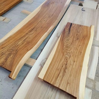 Логотип @derevoyes - Древесина🪵🌳🚛🛻