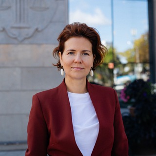 Логотип @dermenzhi_nadezhda - Надежда Дерменжи