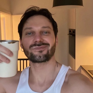 Логотип @designsaveworld - Антон про дизайн, кошек и книги ✨