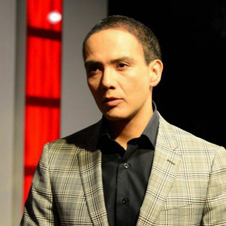 Логотип @detrasdelarazonconroberto - Detrás de la Razón con Roberto de la Madrid oficial