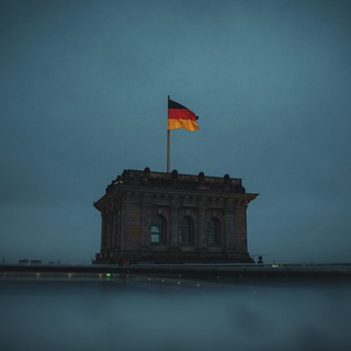 Логотип @deutsch_vok - Німецький словник 🇩🇪