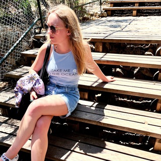 Логотип @deutschtherapie - Терапия немецким 🇩🇪 🇦🇹 🇨🇭