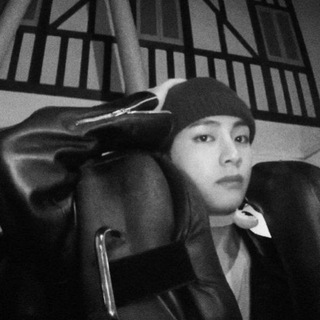 Логотип @devilliar - slh.