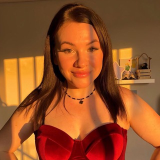 Логотип @deynekoblogkanal - Та самая, ЕШЬ ВСЁ И ХУДЕЙ