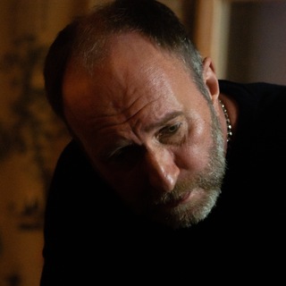 Логотип @dezhurov - Арсений Дежуров