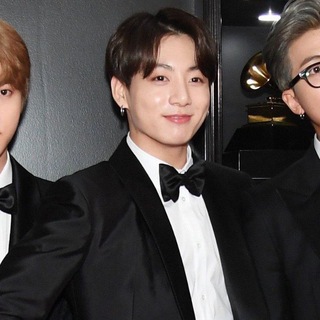 Логотип @dfhelpp - NR2H 🤵.