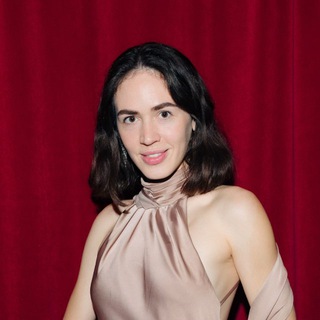 Логотип @dialoptt - Диана Лопатникова