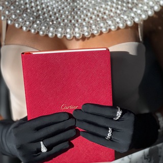 Логотип @diamondealer - diamond_boutique