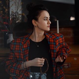 Логотип @dianaotvaga - Диана Кошты-Абдуллаева🤞