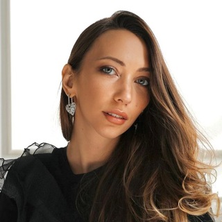 Логотип @dianavernaya - Верная про ИИ