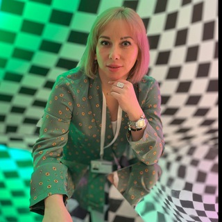 Логотип @diarystyle - Стилист Ирина Чернышова, резидент @insightpeople