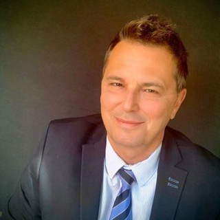 Логотип @didiermaisto - Didier Maïsto