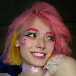 Логотип @dievochki - DIEvochki ✨