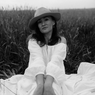 Логотип @diheal - Диана Хаялиева ⚜️ Путь