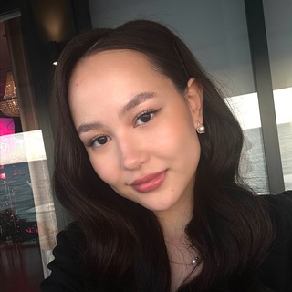 Логотип @dinara_eng - dinara | английский для девушек