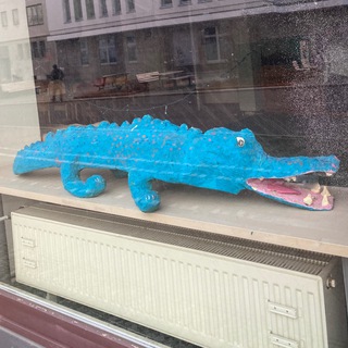 Логотип @dinarapoetry - динарины стихи