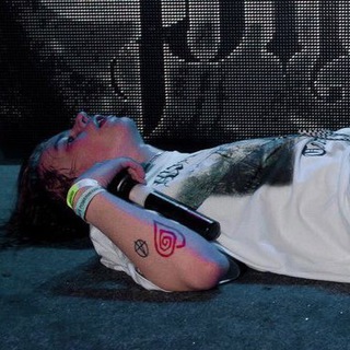 Логотип @dinoxiety - dino пати