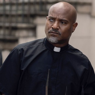 Логотип @dinsscommments - D'INSS - обсуждения и всё прочее