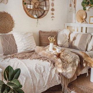 Логотип @dis_yut - Дизайн и уют