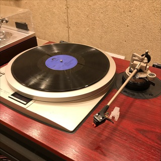 Логотип @disco_market - disco.market