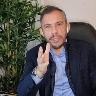 Логотип @dissensonazionale - Alessio Arusa