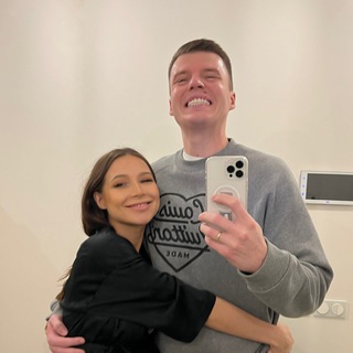 Логотип @divanniydesant - Диванный десант