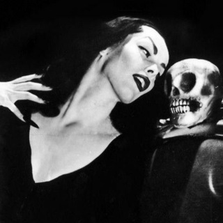 Логотип @dlrmrd - делириум