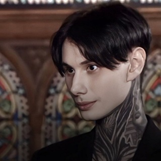 Логотип @dmitiatveev - 𝘔𝘢𝘯𝘵𝘳𝘢366