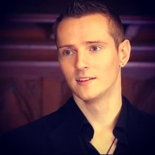 Логотип @dmitryvolhov - Dmitry Volhov