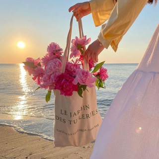 Логотип @dnevnikdorigoi - Щоденник Бріджет Серіали і Кіно на вечір