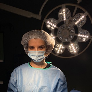 Логотип @doctorsiverina - Doctor Siverina. Пластический хирург. Маммопластика. Ринопластика. Эндоскопия. Интимная пластика.