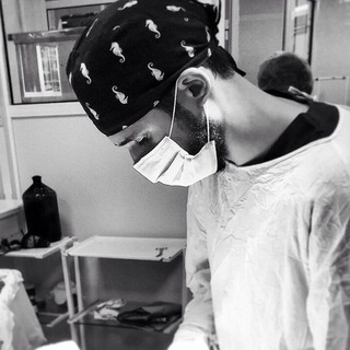 Логотип @doktor_bergman - Доктор Бергман. Тысяча