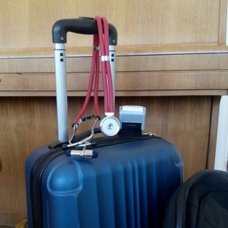 Логотип @doktorvkomandirovke - Бытовые зарисовки из сердца Европы